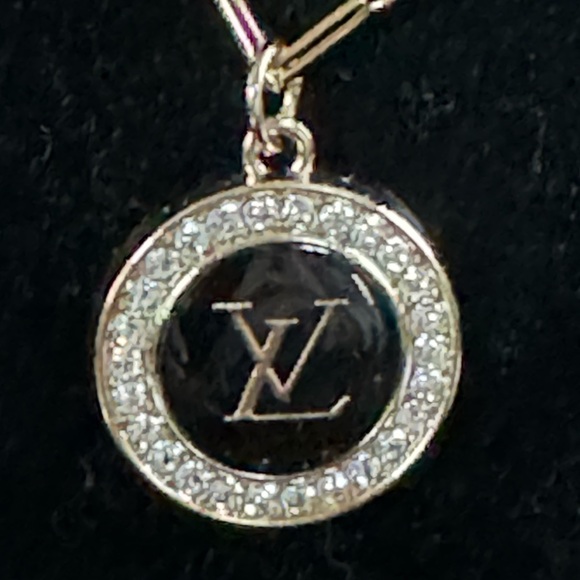 Louis Vuitton Black & Rhinestone Charm Stainless Steel 18” Gold Plated N… - Picture 5 of 5